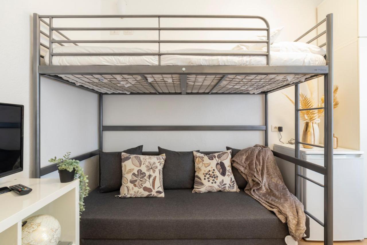 I Host Apartment - Alessi 10 Milan Extérieur photo