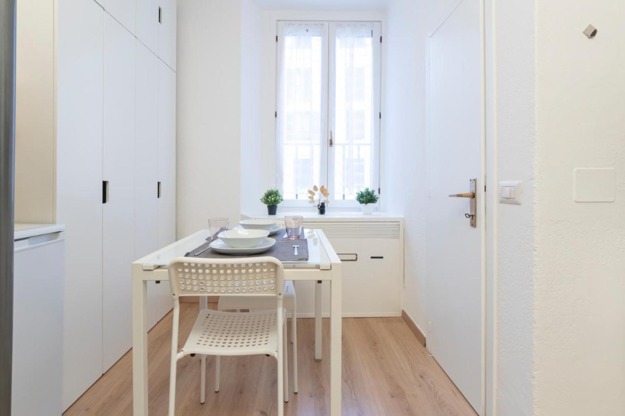 I Host Apartment - Alessi 10 Milan Extérieur photo